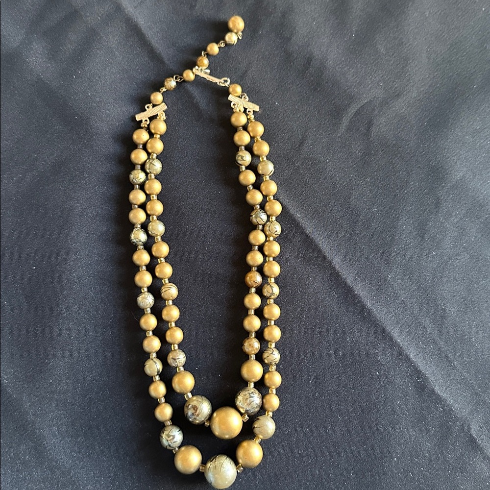 Vintage Japan EUC acrylic bead necklace. Gold & silver w/ unique painted beads - Picture 3 of 4